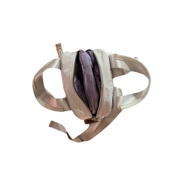 steve madden mini quilted Grey backpack purse NWT 11”x 9” - Picture 4 of 4